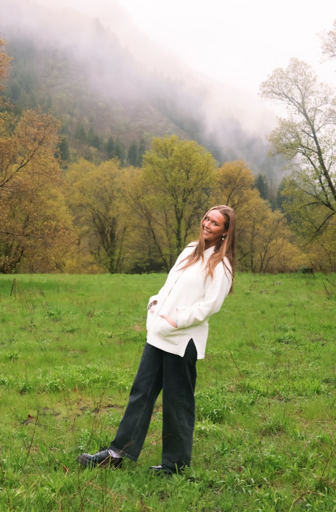 Lydia's senior pictures